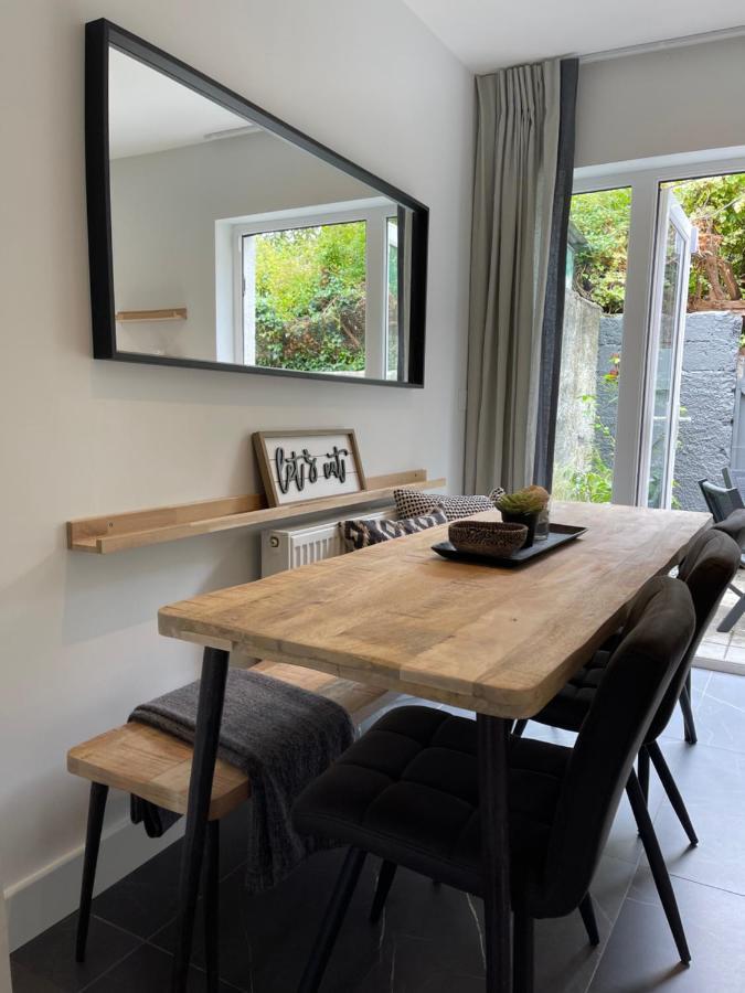 The Village House Malahide Esterno foto
